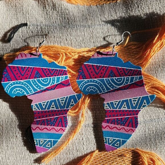 Colorful Africa Map Earrings - Picture 1 of 2